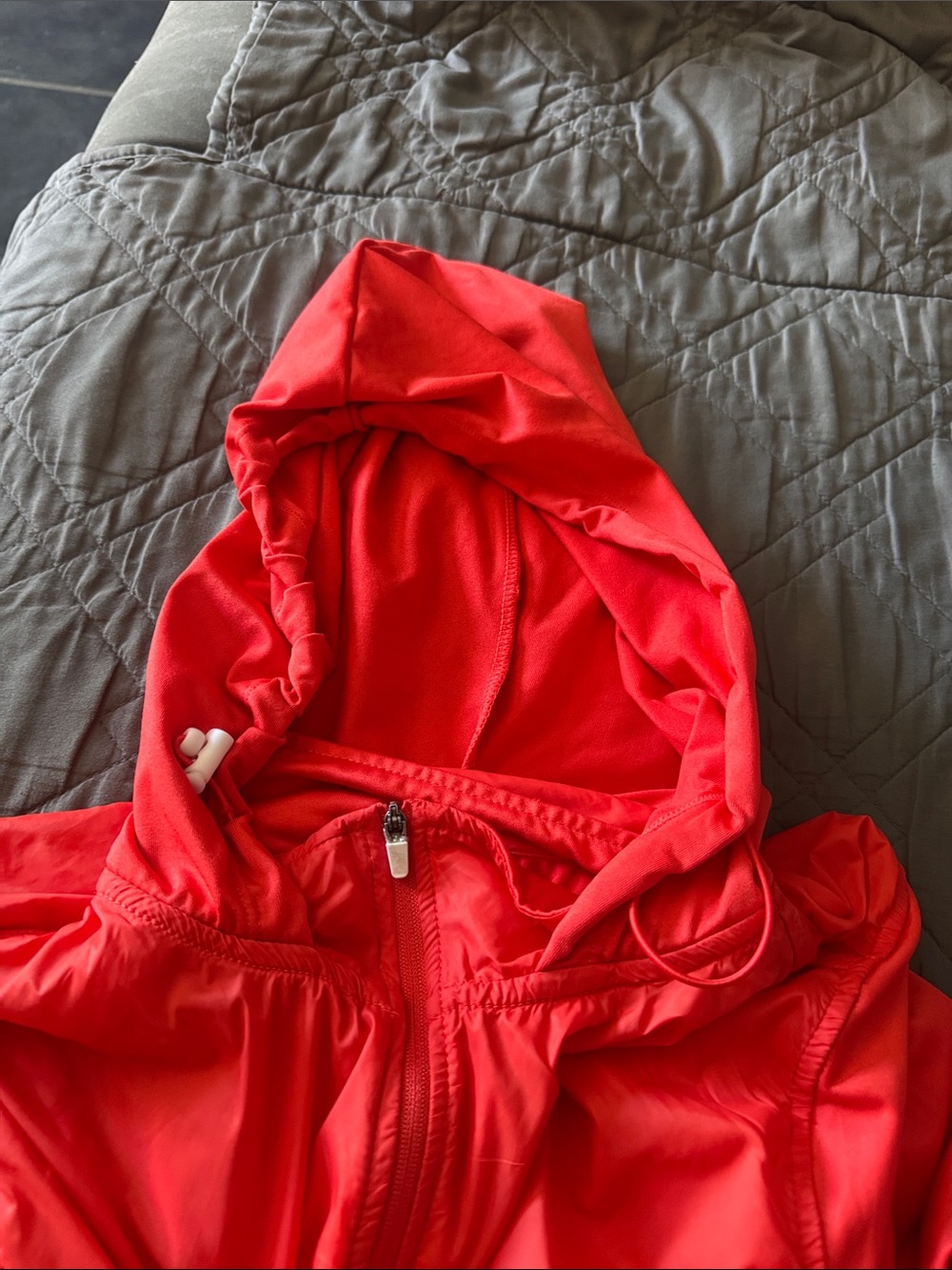 Avia Bright Red Lightweight Hooded Jacket - Picture 3 of 6